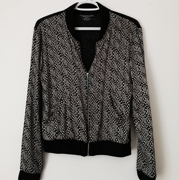 Majestic Filatures Deluxe Teeshirt Silk Bomber - Picture 4 of 11